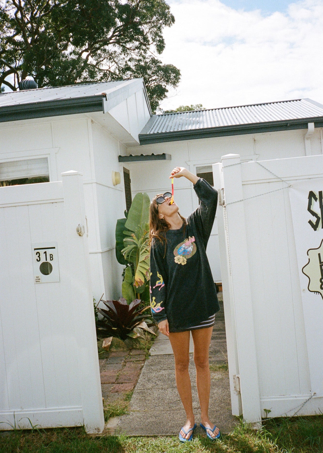 REEF HAVEN LS TEE