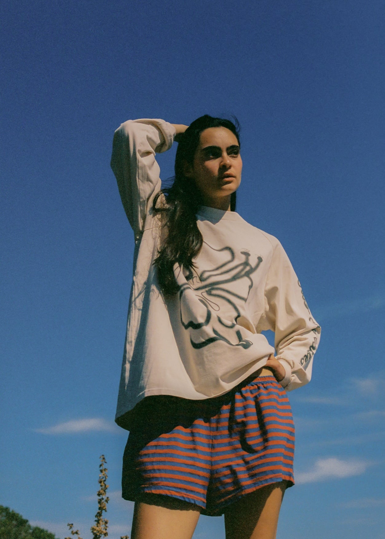 CLOUD HIBISCUS HAVEN LS TEE